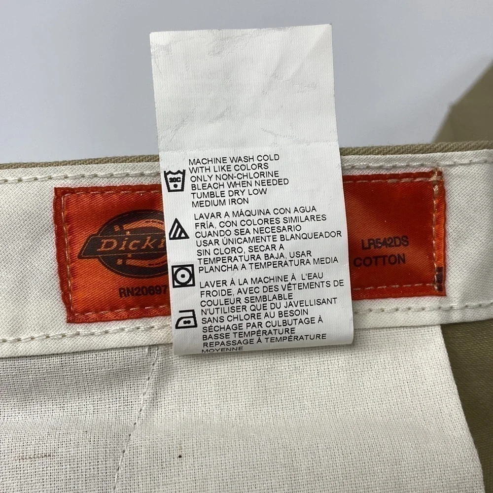 Dickies Cargo Tan Work Shorts NWT Size 44
